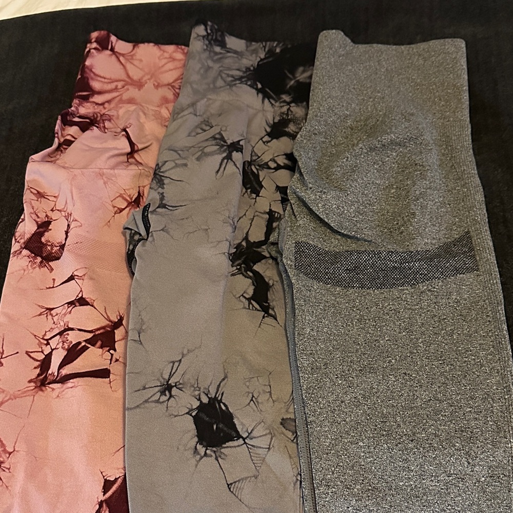 Stylish Pink and Gray Leggings Set